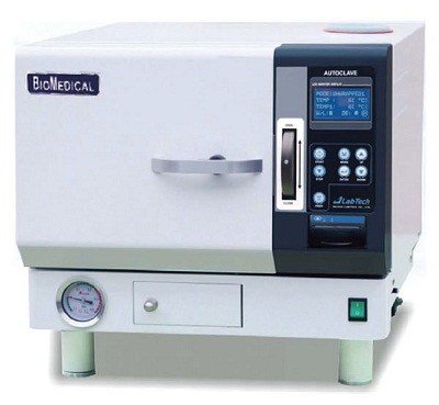 Nồi hấp tiệt trùng LAC-1011SV Labtech